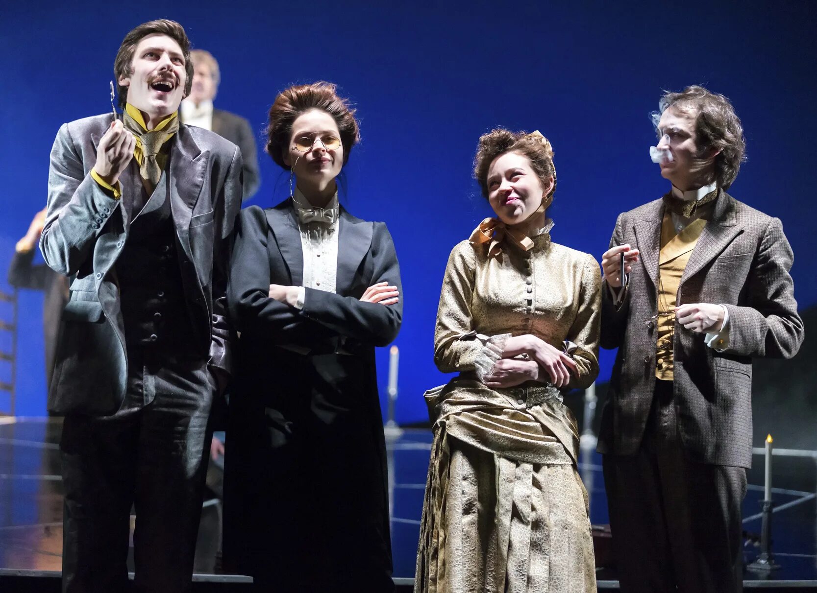 плоды просвещения маяковского. плоды просвещения в маяковского. плоды просвещения театр маяковского актеры. кухарка плоды просвещения. плоды просвещения театр маяковского актеры.