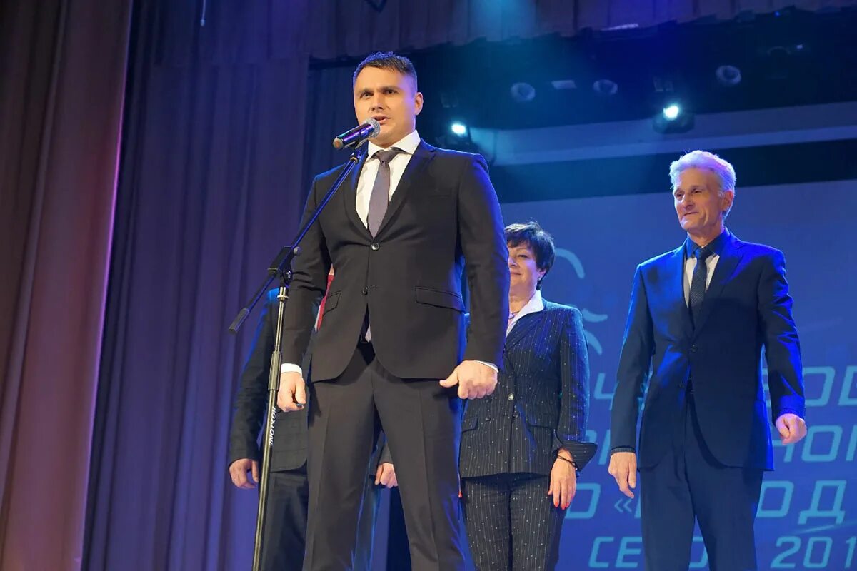 Комитет по культуре спорту и молодежной. Председатель комитета по спорту Гатчина. Пименов Николаевич. Дата рождения Мерясев Сергей Николаевич.