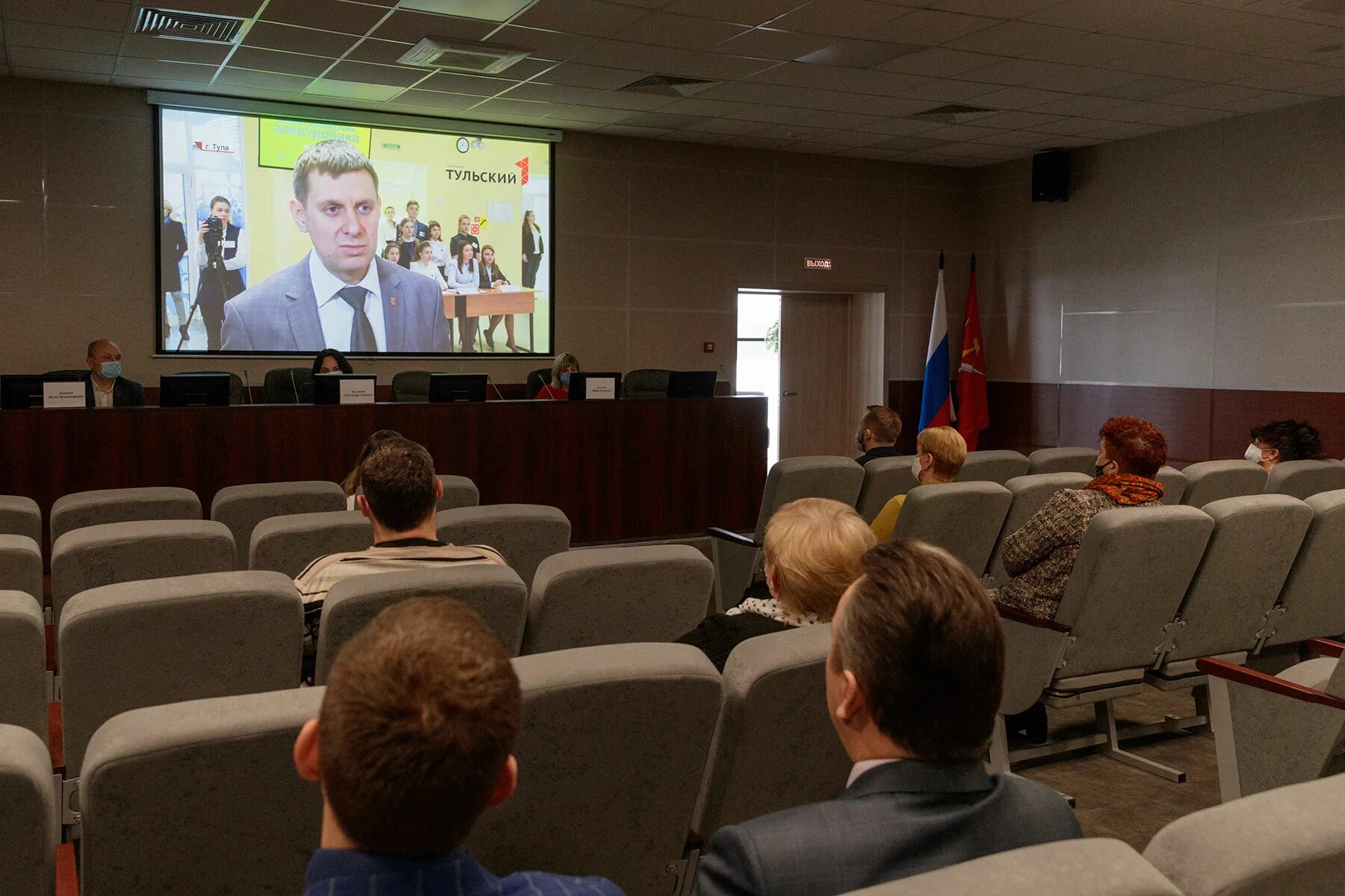 Сотрудники. Телеканал тула. Первый тульский. Канал тульские новости. Ведущая первого канала информационный канал.