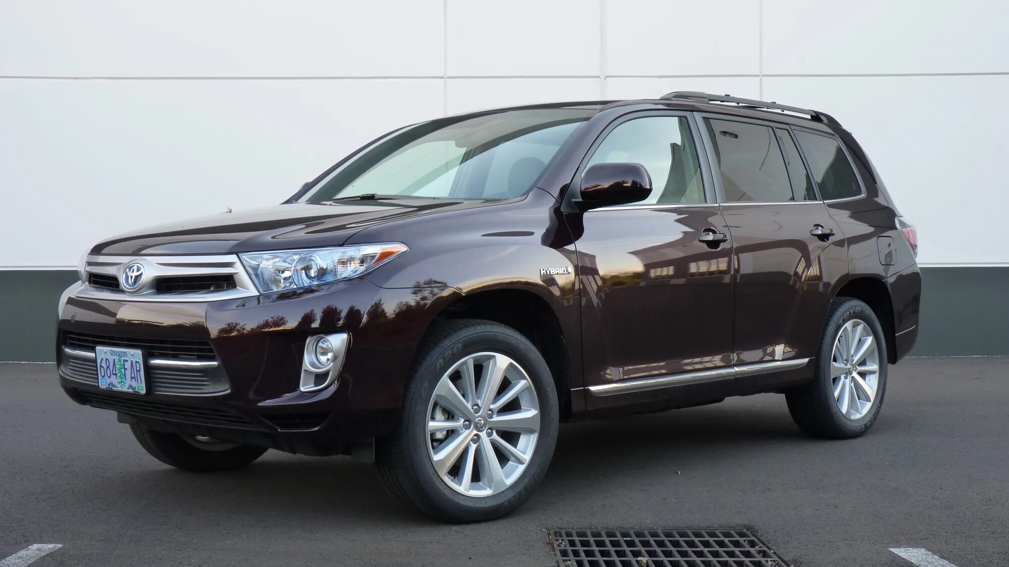 Хайлендер гибрид купить. Тойота хайлендер 2012. Toyota Highlander Hybrid 2012. Тойота хайлендер 2023. Тойота хайлендер 2012 Hybrid.