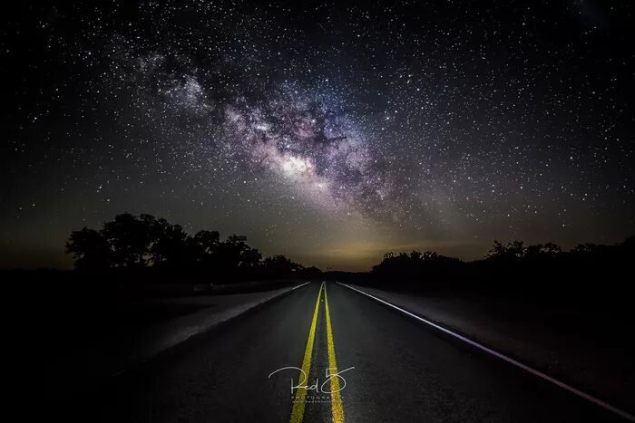 Звездное небо дорога. Млечный путь дорога. Космическая дорога. Дорога в космос.