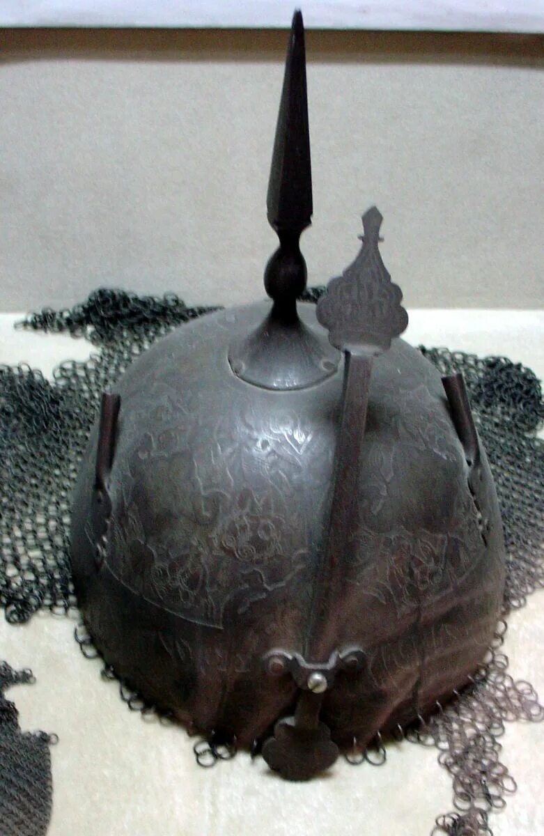 Шлем для сикхов. Тюрбан сикхов. Головной убор сикхов. Тюрбан сикхов. Сикхи борода.