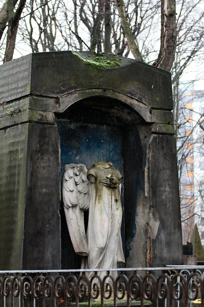 самосирское лютеранское кладбище в санкт-петербурге. лютеранское кладбище в петербурге. лютеранское кладбище в петербурге. смоленское православное кладбище васильевский остров. смоленское лютеранское кладбище.