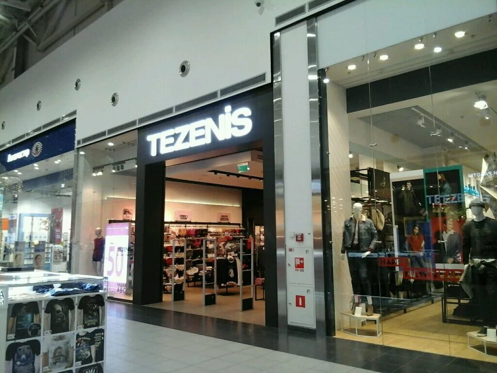 Тезенис пятигорск. Мега омск. Tezenis гринвич. Тезенис планета. Мега белая дача магазин tezenis.