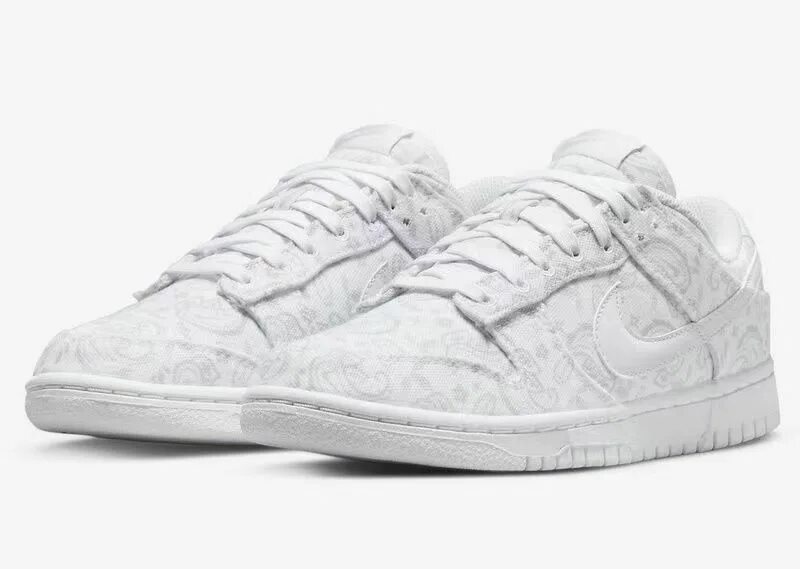Nike dunk low ess white paisley. Nike dunk low ess white paisley. Nike sb dunk low michigan state. Nike dunk low ess. Nike dunk low paisley.