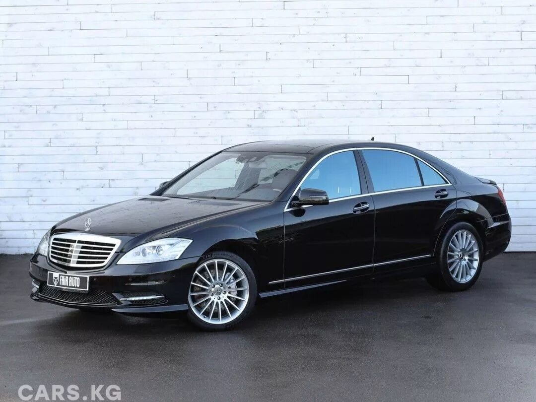 Купить мерседес w221. Mercedes s500 long w221. Мерседес 221 s класс Лонг. Mercedes Benz w221 s500 long. Мерседес w221 Рестайлинг.