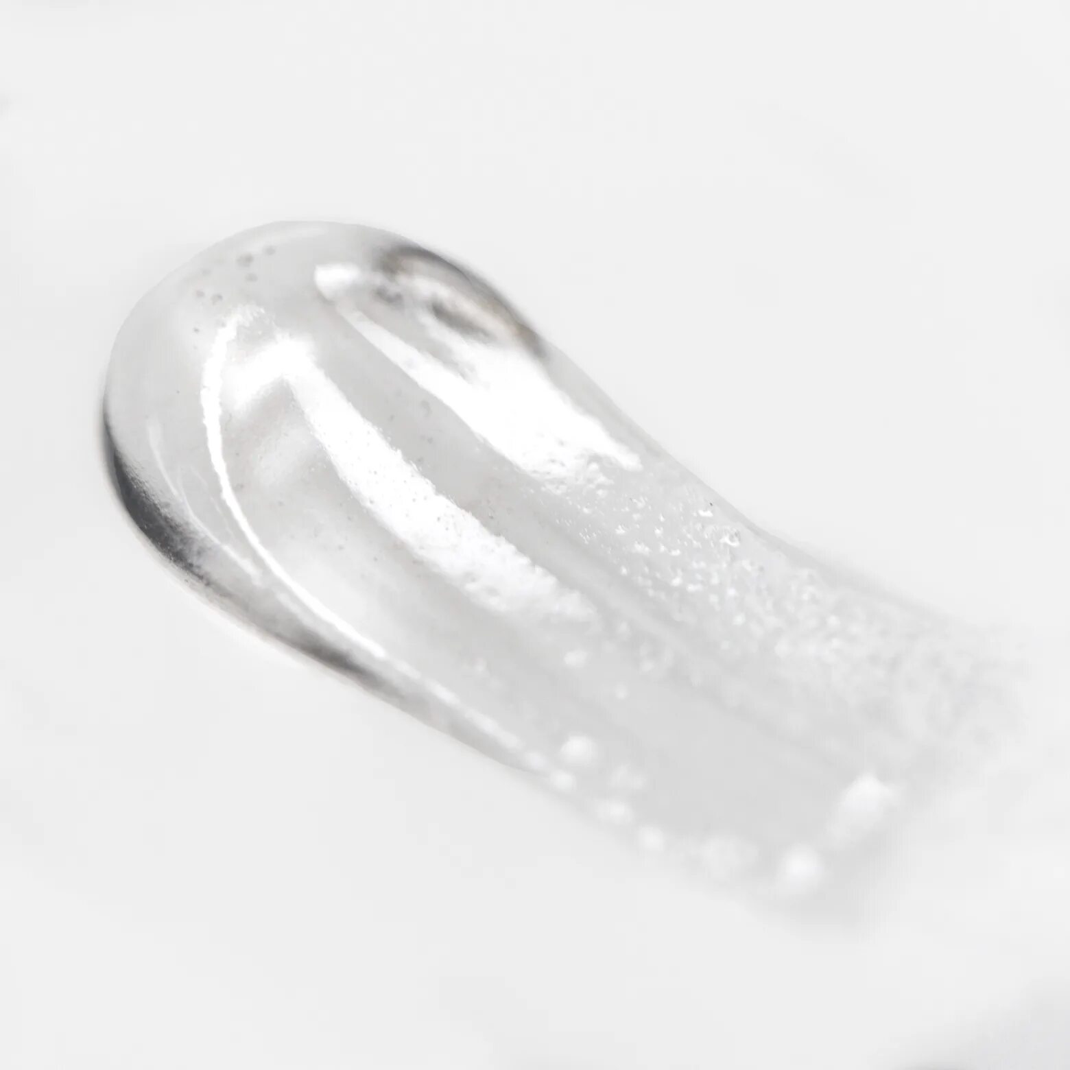 гелеобразная прозрачная субстанция. желеобразный гриб. патока и глюкозный сироп. прозрачный парафин. гель выдавленный.