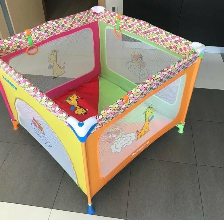 Современный манеж. Манеж baby care rainbow. детский манеж беби 0550ad. манеж беби каре. манеж baby care 2014.