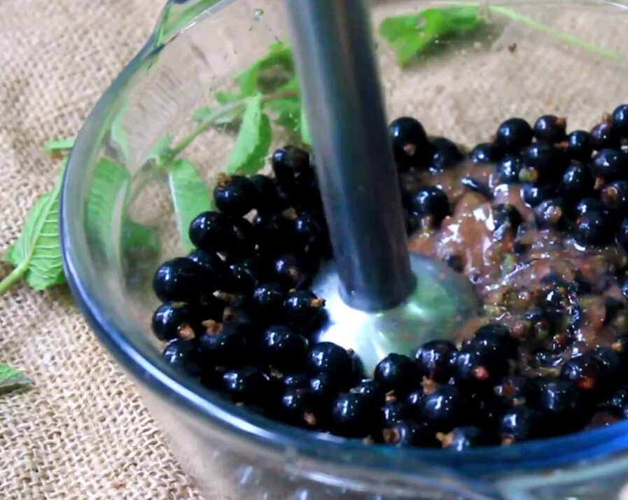 Как сделать смородиновую