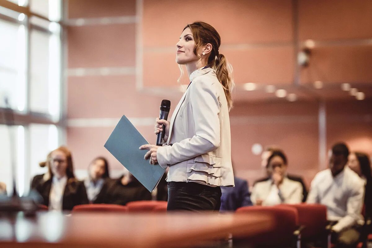 Выступающий человек. Ораторское искусство. План выступления оратора. Как подготовить публичное выступление. Подготовка оратора к выступлению.