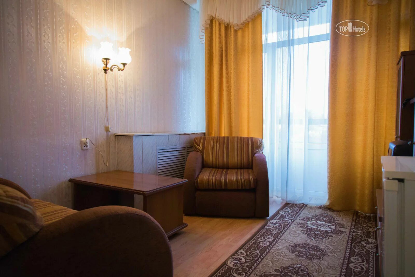 Тарханы пенза гостиница. Тарханы санаторий пятигорск номера. Тарханы бассейн пятигорск. Санаторий тарханы вид с балкона. Тарханы гостиница.
