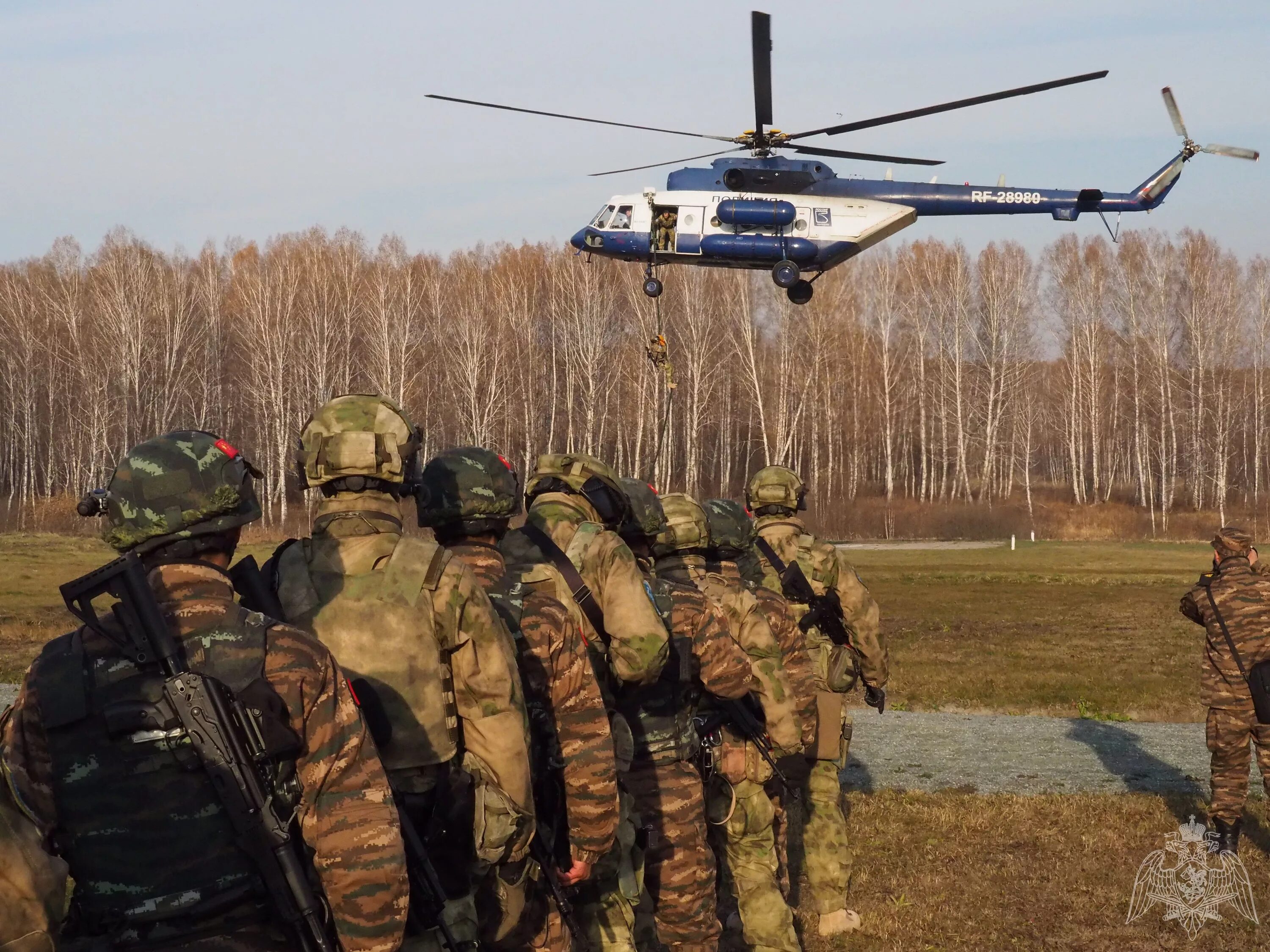 Национальная гвардия борьба с терроризмом. Отряды СПН ВНГ. Спецназ ВНГ РФ. Вертолет спецназа. Спецназ учения.