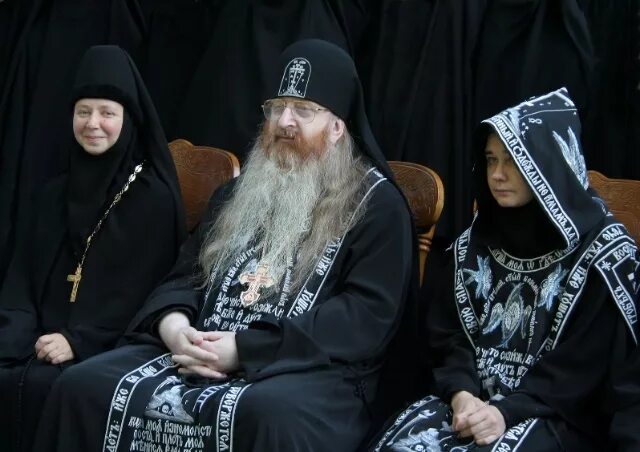 Можно ли уйти в монастырь