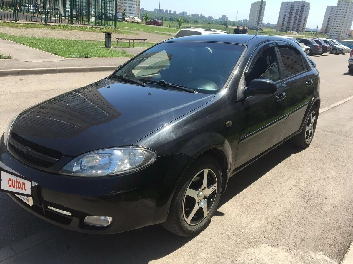 Шевроле лачетти хэтчбек механика. Chevrolet Lacetti 2004 чёрная. Шевроле Лачетти хэтчбек черный. Шевроле Лачетти 2009 черный. Шевроле Lacetti хэтчбек черный.