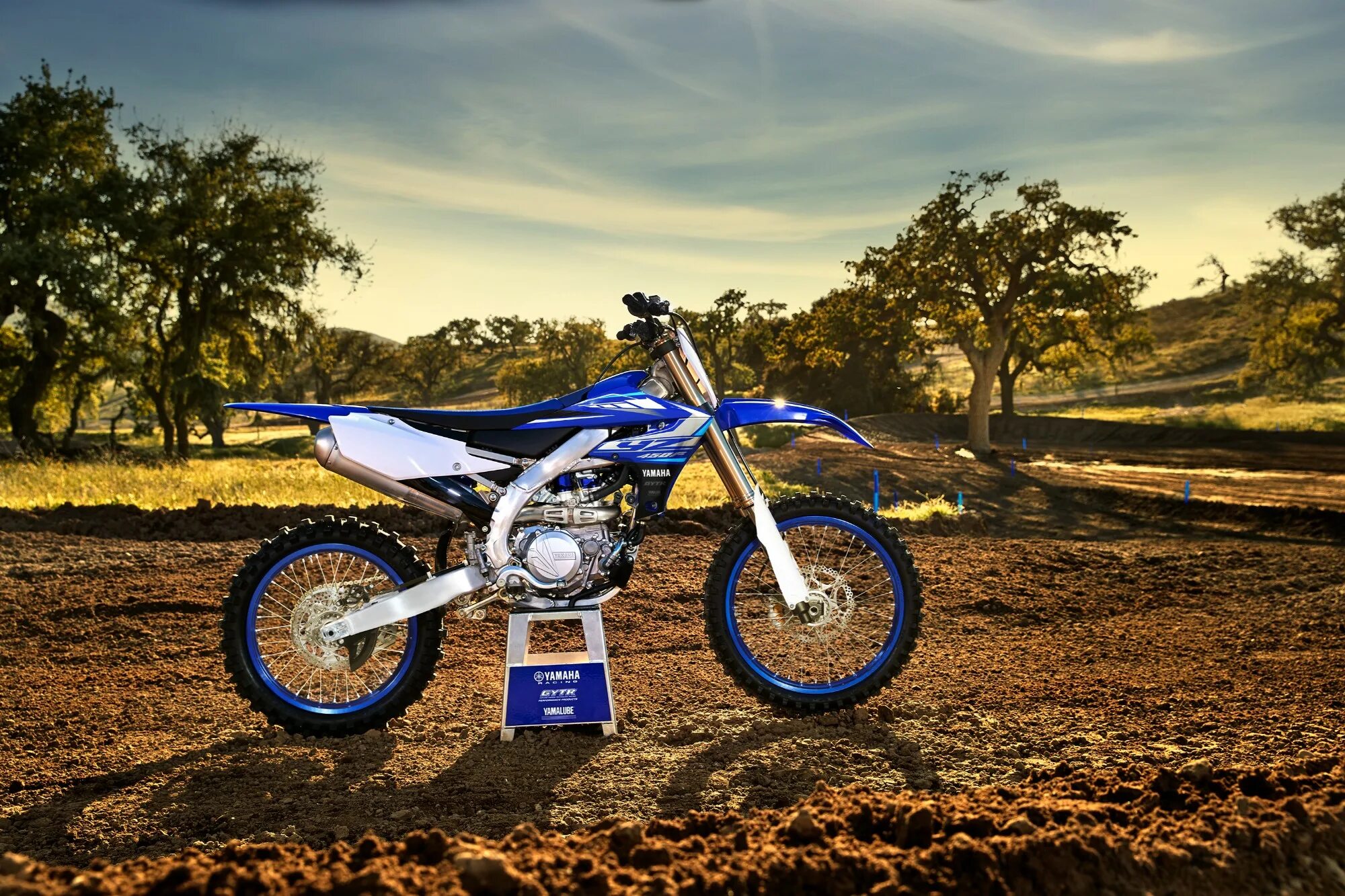 Yamaha yz450f. Кроссовый мотоцикл yamaha yz450f. yamaha yz450f 2025. кроссовый мотоцикл ямаха 450. yamaha yz 450.