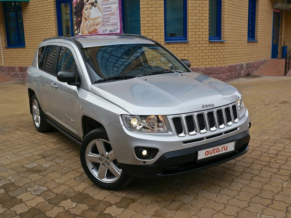 Джип компас 1. Jeep Compass 2013. Jeep Compass 1. Jeep Compass i Рестайлинг 2. Jeep Compass 2010 Рестайлинг.