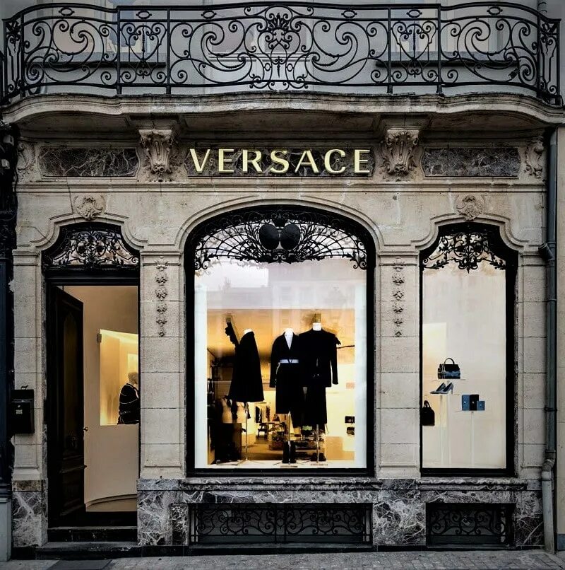 Дом мод часы работы. Nina ricci модный дом. Дом коко шанель в париже. Дом мод, чебоксары, улица композиторов воробьёвых, 20. Дом моды славы зайцева в москве.