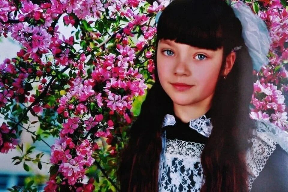 Настя 9 лет москва. Настя ушакова актриса. Настя 9 лет вместо 7 лет 100 лет. Настя 9. Настя 9.