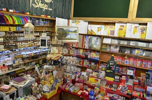 Художественные магазины краснодар. Художественные магазины краснодар. Лавка художника новокузнецк. Товары для художников. Художественные магазины краснодар.