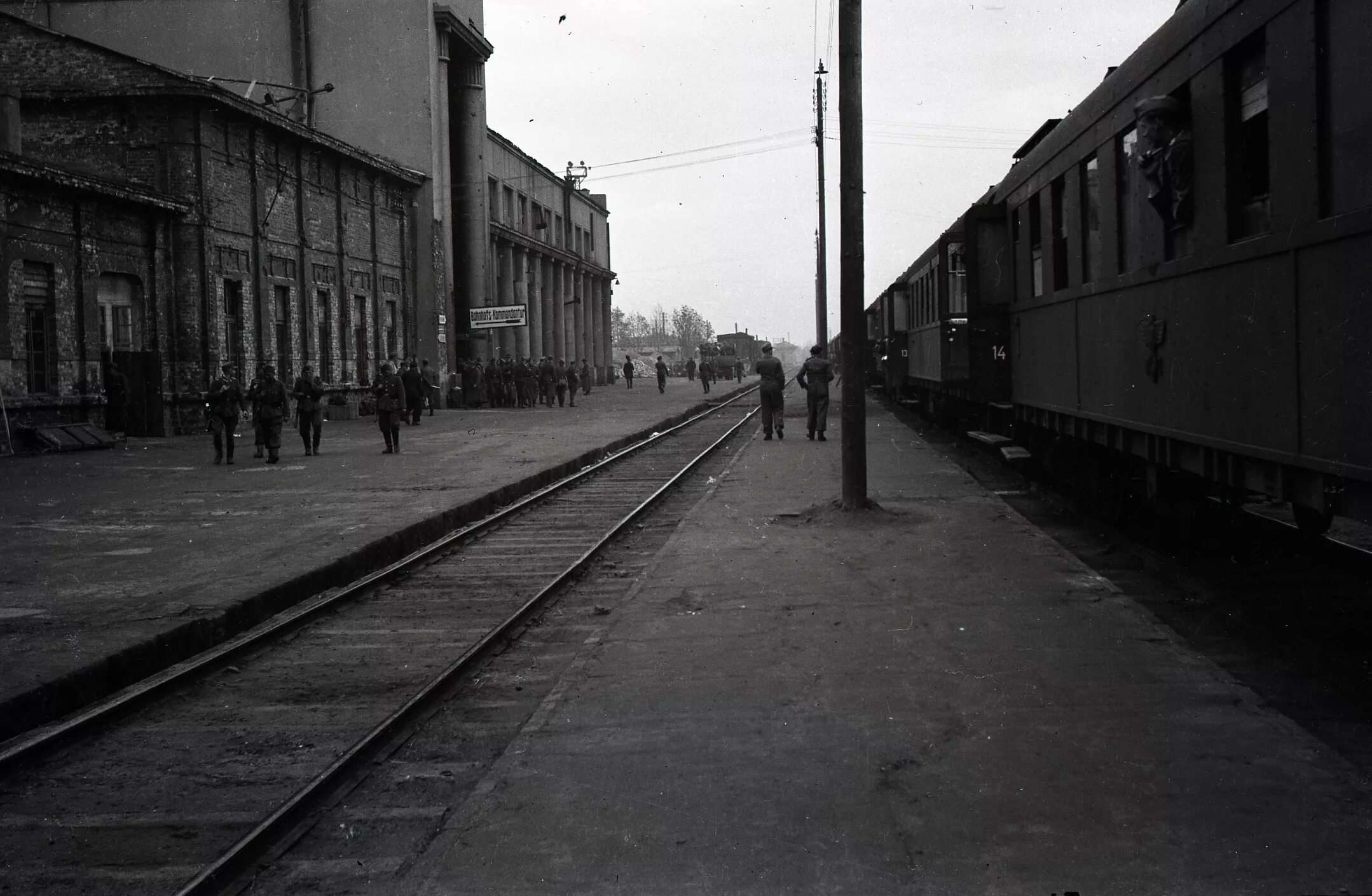 Й орш. Орша вокзал 1941. орша жд станция 1941. старый вокзал орша. орша-центральная ж.д станция.