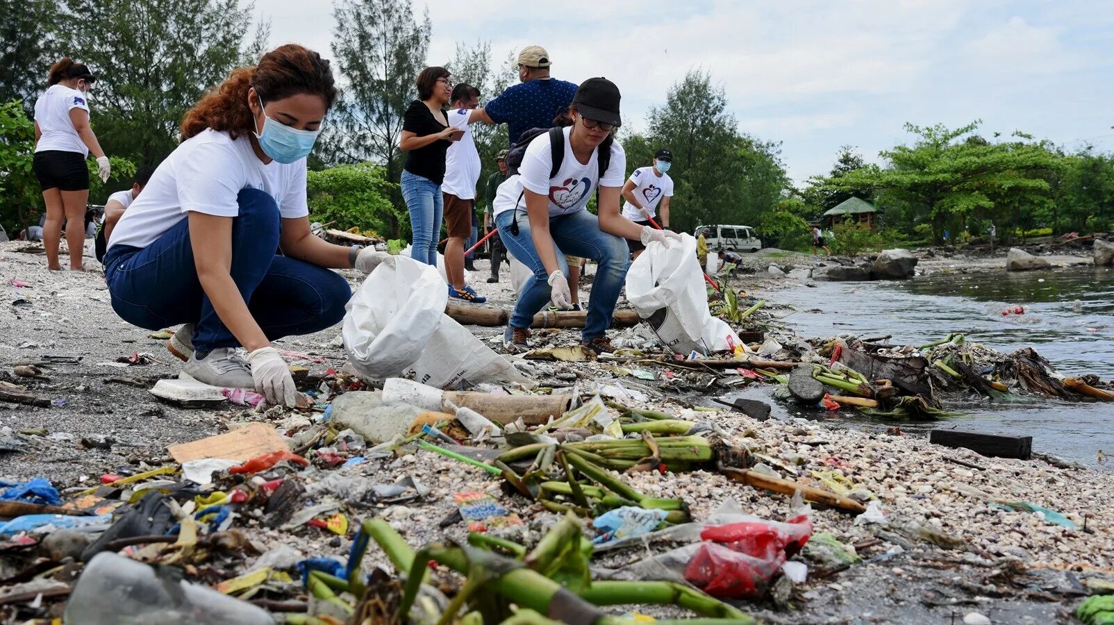 Загрязнение пресных вод. Effects of Water pollution. Water pollution Plastic.