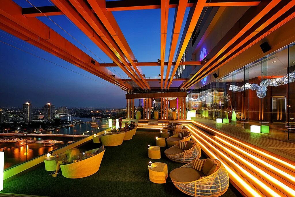 Кафе в бангкоке. Bamboo Rooftop Restaurant Кигали. Бар в Бангкоке на крыше. Anju korean Rooftop Bar, soi Langsuan, Бангкок, Pathum Wan, Бангкок. Площадка с лестницей на крыше бар ресторан Бангкок.