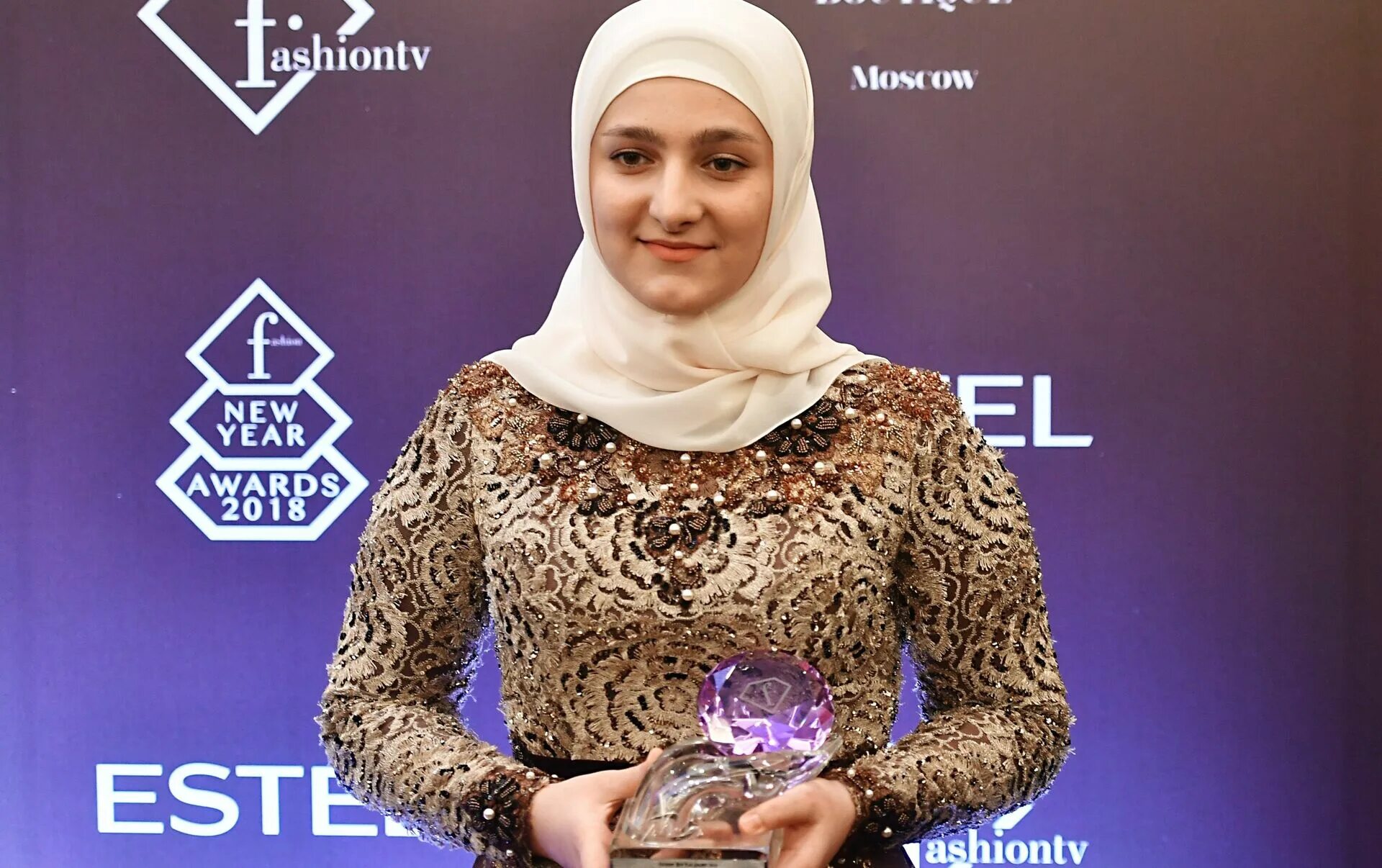 хадижат кадырова должность.