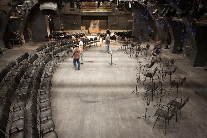 маяковского. маяковского. театр маяковского сцена на сретенке зал. театр маяковского схема зала. театр имени маяковского сцена на сретенке фото зала.