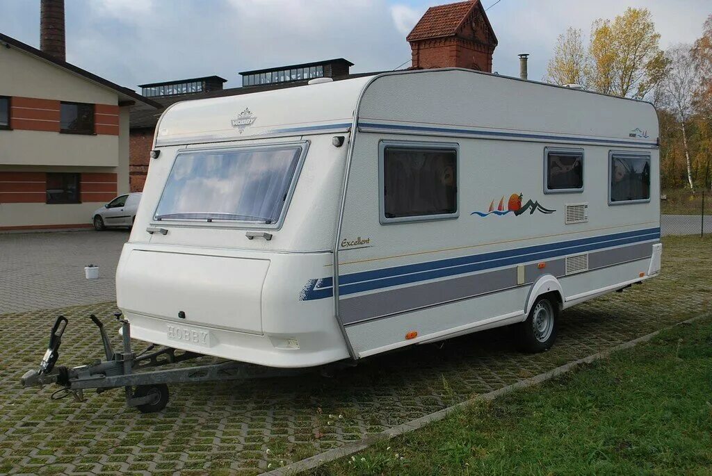 Hobby prestige 560 прицеп-автодом. Hobby 545 h. Hobby prestige 560. Hobby prestige 650 uff 1991. Прицеп дача hobby.