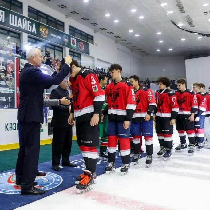 золотая шайба 2023 2024 москва. золотая шайба 2023 2024 москва. фото команды авангард 2022. золотая шайба 2023 русские медведи. золотая шайба 2023 2024 москва.