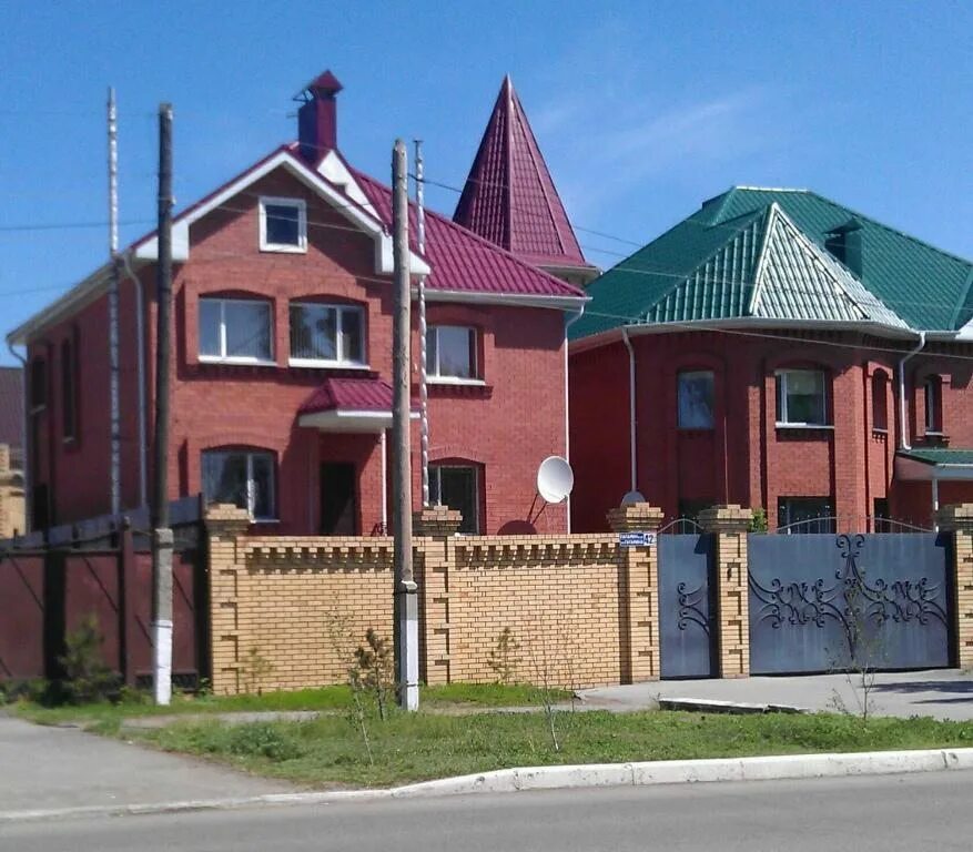 Изумрудный квартал нурсултан астана. Астана достык. Частный дом казахстан. Адреса домов в казахстане. Дом дружбы народов в казахстане.