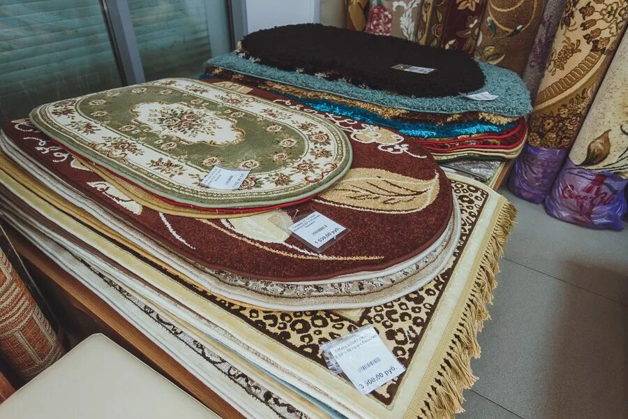 сссровскиий ковер пермицкий. магазин ковры в моздоке. магазин алладин г. подкладка для ковров. Aladdin carpet.