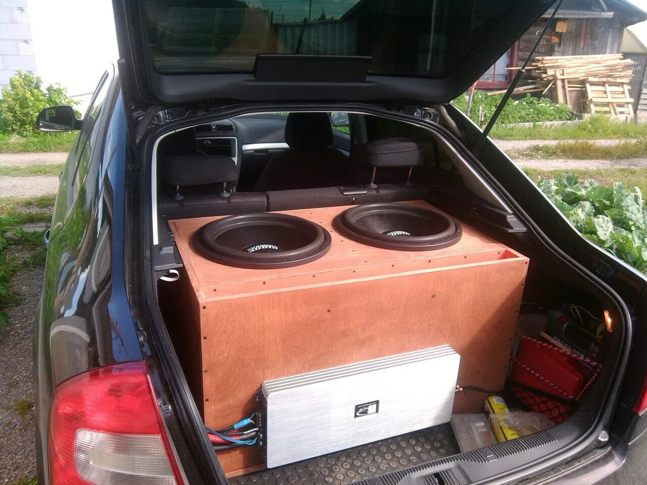 хендай акцент автозвук 2 12 саба. Subwoofer octavia a5 fl. рп5 сабы. богатые сабы достопримечательности. Element 5 сабвуфер 1500 w.