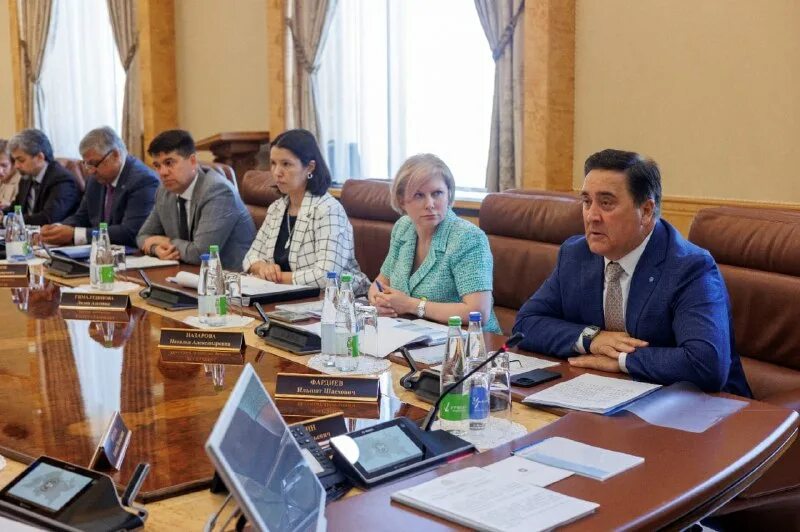 Сетевая компания. Сетевая компания. Казанская сетевая компания. Директор сетевой компании татарстан. Сетевая компания иркут.