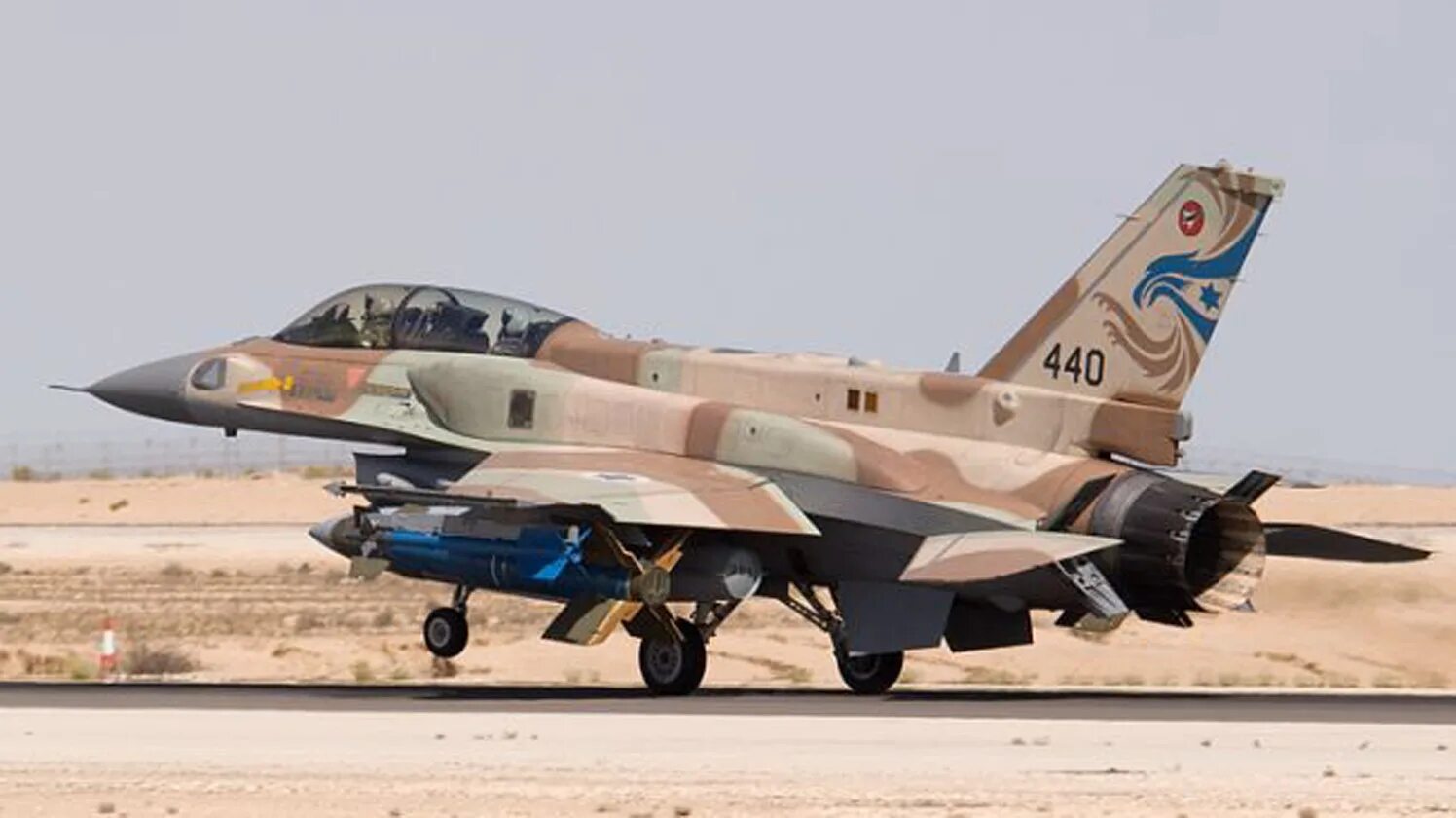 16 ввс. F-16i суфа. f-16 израиля. f16 ввс израиля. f-16 sufa.