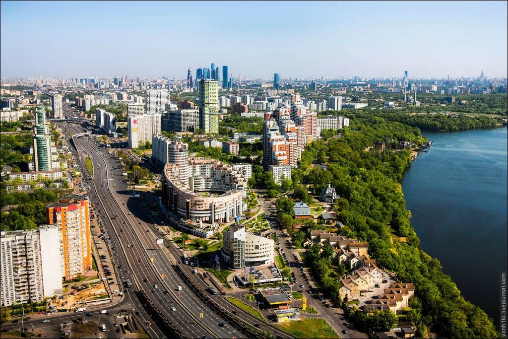 Спб пр маршала жукова. Проспект Маршала Жукова. Проспект Маршала Жукова 2000 год. Улица Маршала Жукова Москва. Проспект Маршала Жукова д 49.