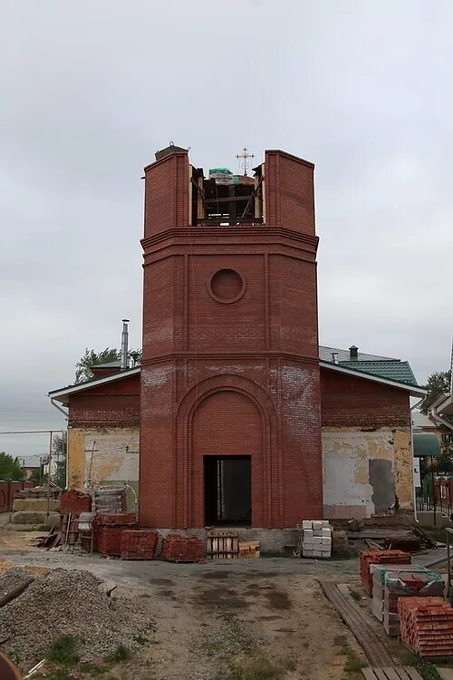 Храм Южноуральск. Южноуральская Церковь Преображения. Преображенский храм Южноуральск. Церкви города Южноуральск. Южноуральск нова