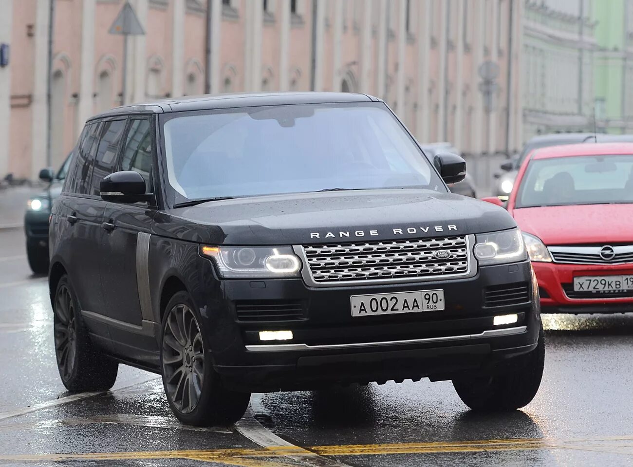 790 регион город. Рендж Ровер а111аа. Рендж Ровер 90. Range Rover а777аа. Рендж Ровер 222.