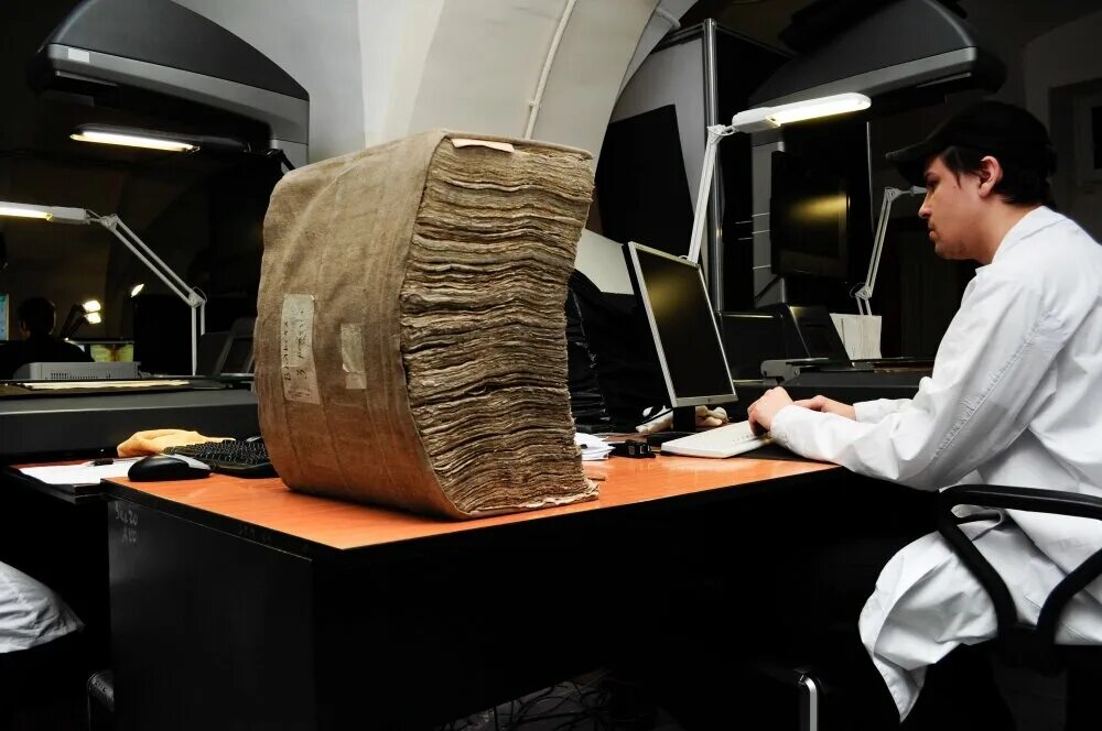 сканирование исторических документов. эларскан а2- р. оцифровка архивных документов. оцифрование архивных документов. оцифровка бумажных документов.