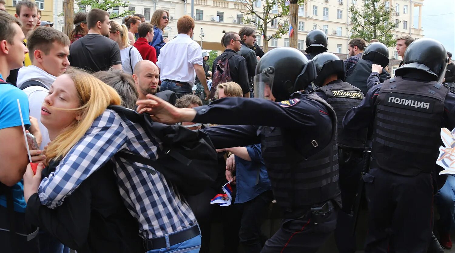 Митинг в Москве. Несанкционированный митинг. Несанкционированные массовые мероприятия. Митинг на Тверской. Были сегодня митинги в москве