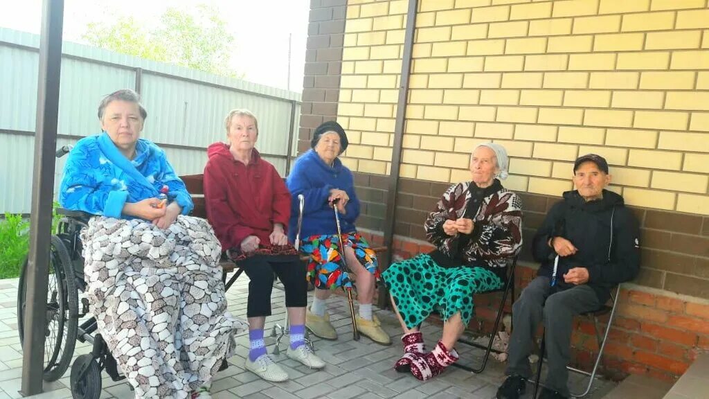 Реабилитация дом престарелых. Пансионат для престарелых в спб. Дом инвалидов 88007754613. Дом престарелых в новосибирске забота 54. Пансионат в токсово для пожилых людей.