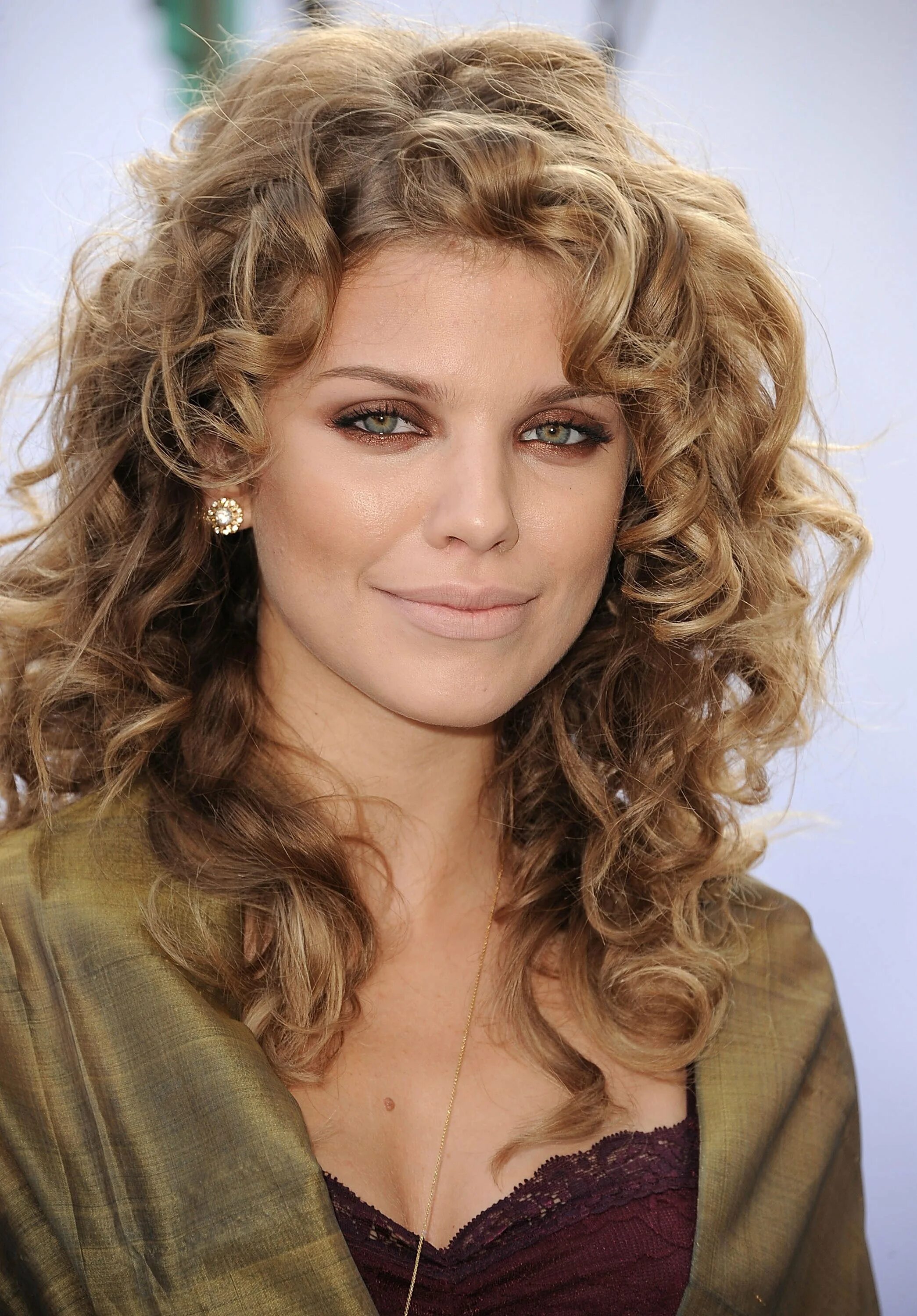 гаврош боб на кудрявые волосы. парик ellen wille babs mono. кудри на каскад. каскадная стрижка на волнистые волосы. стрижка каскад, рапсодия на волнистые волосы.