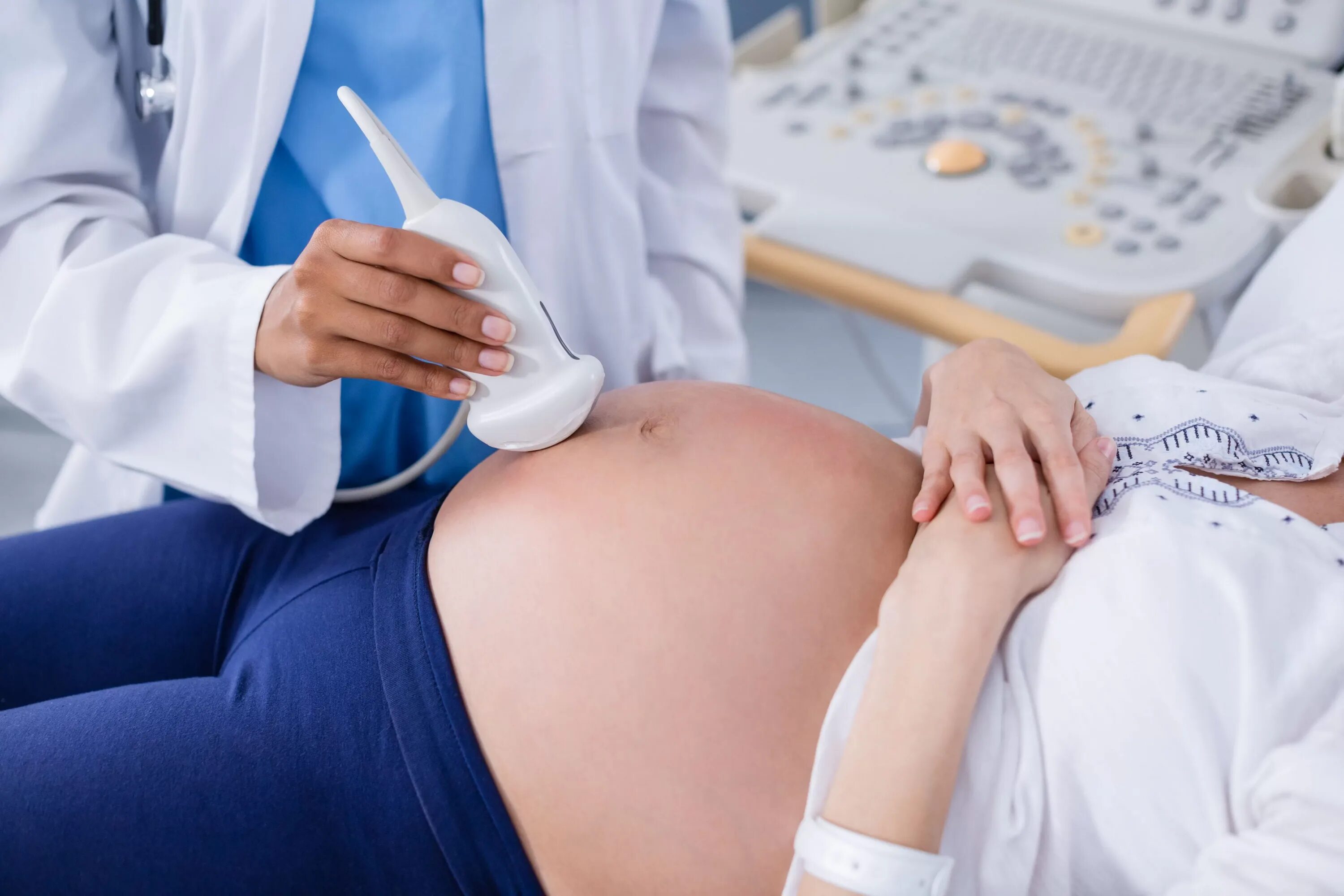 Курс обучения узи. УЗИ живота. УЗИ живота беременной женщины. Пренатальная диагностика. Плацентарная недостаточность фото.