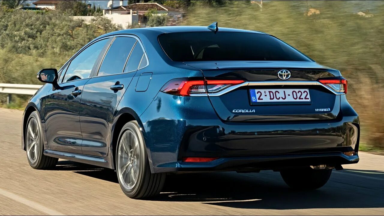 Новая тойота королла 2023. Toyota Corolla 2023 sedan. Тойота седан 2023. Тойота Королла 2023 седан.