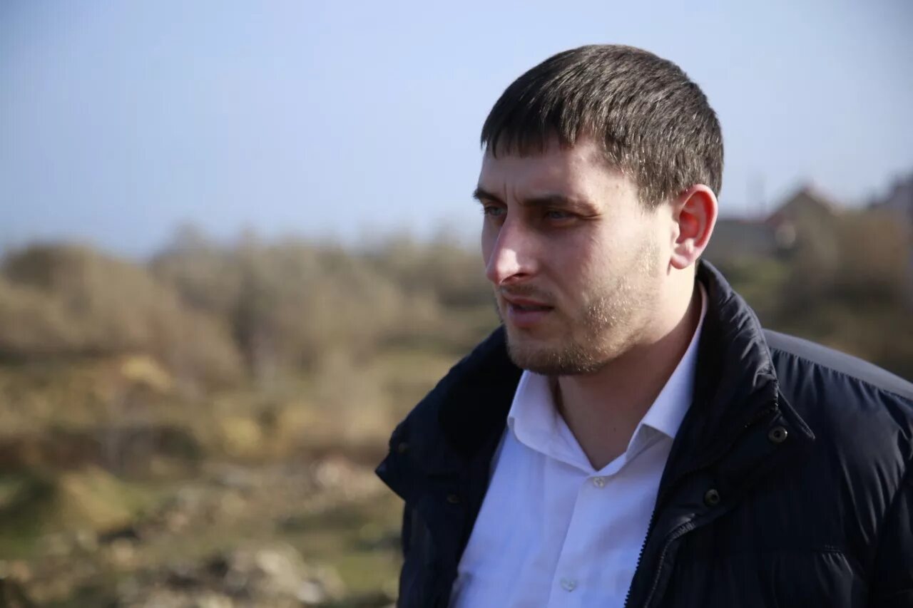 Абакаров махачкала. Госсекретарь абакаров дагестан. Зелимхан абакаров борьба. Абакаров абакар жабирович. Абакаров махачкала.