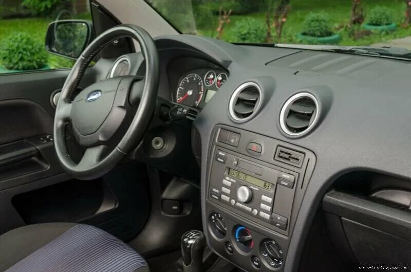 6. 6. Торпеда форд фьюжн 2008. Приборная панель ford fusion. Форд фьюжн торпеда 2006.