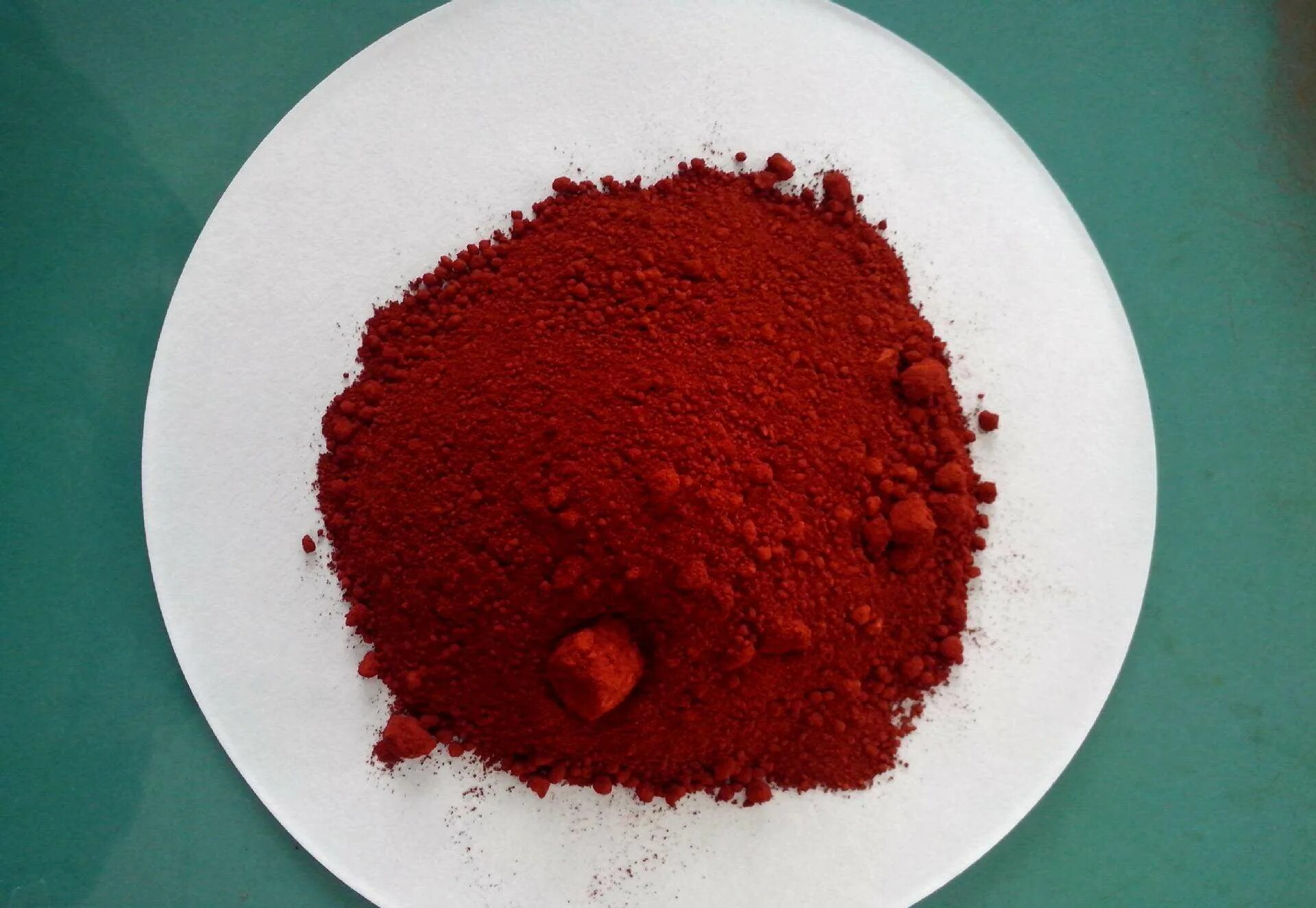 Пигмент красный "Iron Oxide Pigment Red" нархи. Красный пигмент для керамики. Пигмент красный железоокисный 130. Краситель красный. Чем можно заменить красный