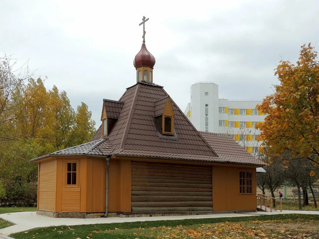 часовня святого благоверного князя димитрия донского, москва. церковь святого благоверного князя димитрия донского. храм димитрия донского в северном бутово. храм-часовня димитрия донского. храм нагатино садовники.