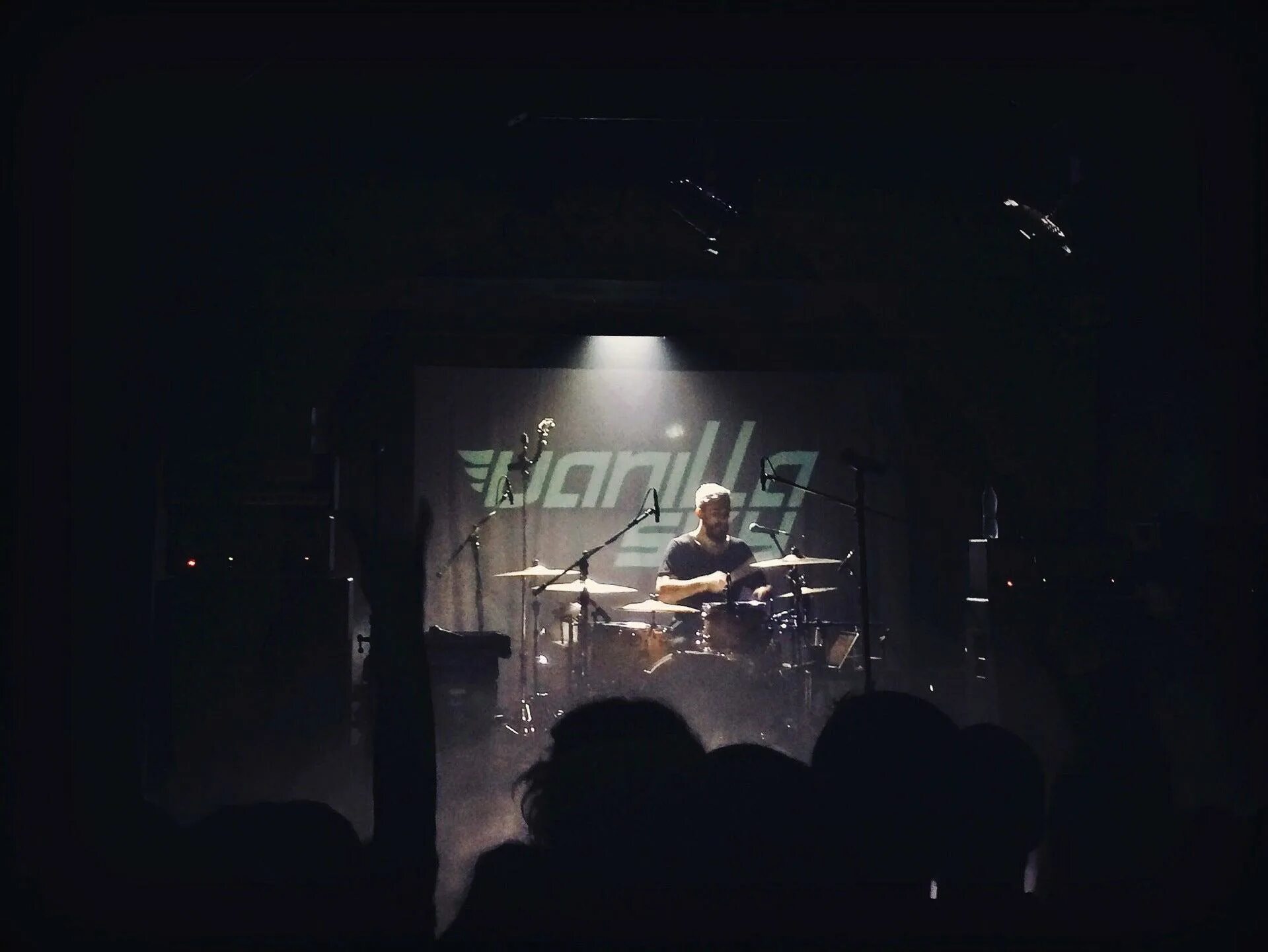 Reborn право булачная ул 29 фото. Бар реборн казань. reborn казань клуб. reborn concert hall казань. клуб реборн.