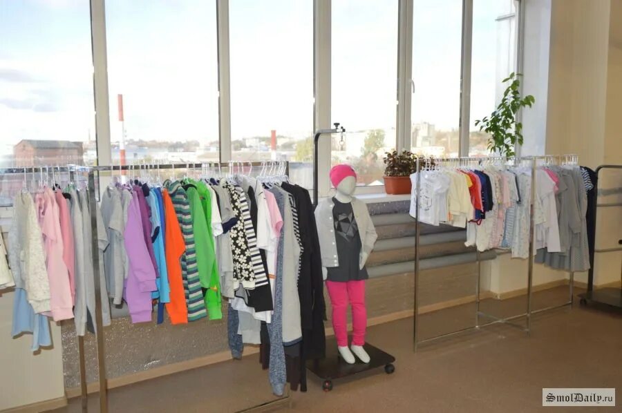 славянский трикотаж калуга на кирова. смоленский трикотаж калуга. магазин смоленский смоленский трикотаж калуга. наше родное смоленская чулочная фабрика. фридриха энгельса 22 калуга на карте.